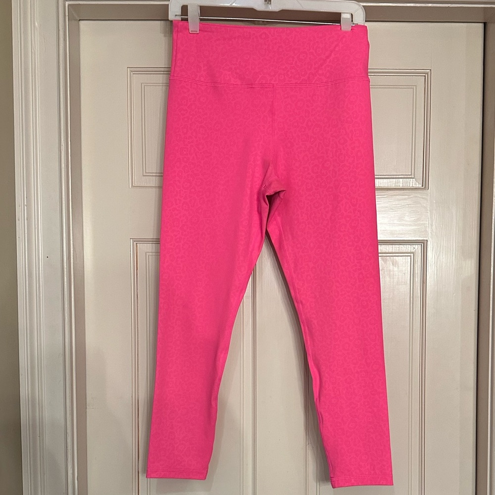 ZYIA Vibrant Pink Leopard Cropped Leggings